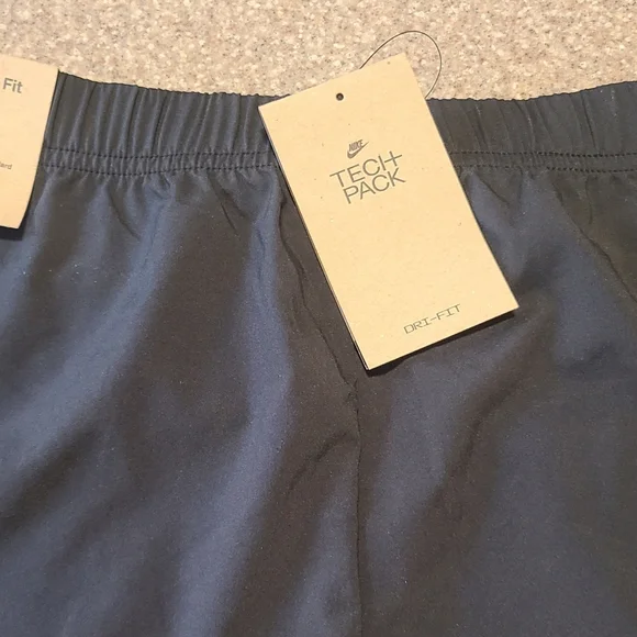 Nwt Womens Nike Tech Pack Pants Size Small - Picture 6 of 6